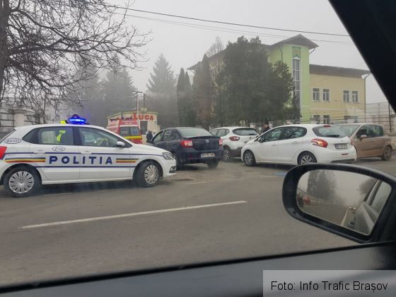 BRAȘOV. Accident de muncă la o fabrică de mezeluri de pe Calea Feldioarei! O femeie și-a secționat degetele (FOTO) 1 accident luca 2_249578.jpg