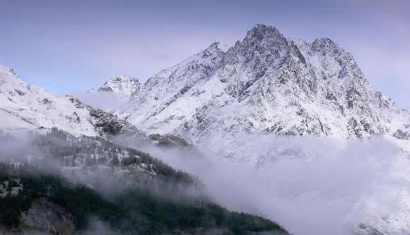 Patru schiori au fost ucişi de o avalanşă 1 avalansa_11.jpg