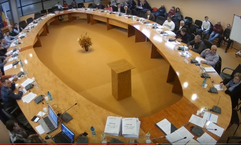 BRAŞOV. Se cere audit la Compania APA, din cauza modului în care a gestionat „criza apei” în timpul inundaţiilor de săptămâna trecută 1 cl-brasov.png