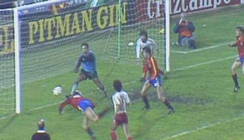 Fotbaliști „DOPAȚI” și portocale „OTRĂVITE”!!! Spania, ACUZATĂ după 33 de ani... 1 laroja.jpg