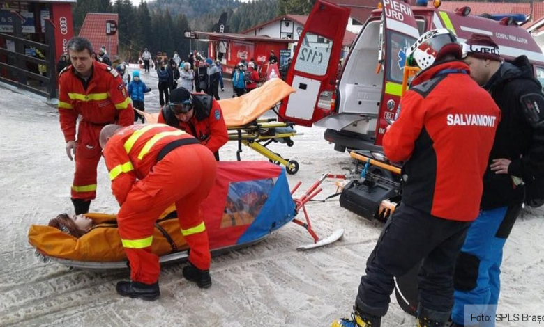 BRAȘOV. Număr mare de turiști, dar și de accidentări pe pârtii, în ciuda vremii mohorâte 1 salvamontpoiana_4.jpg