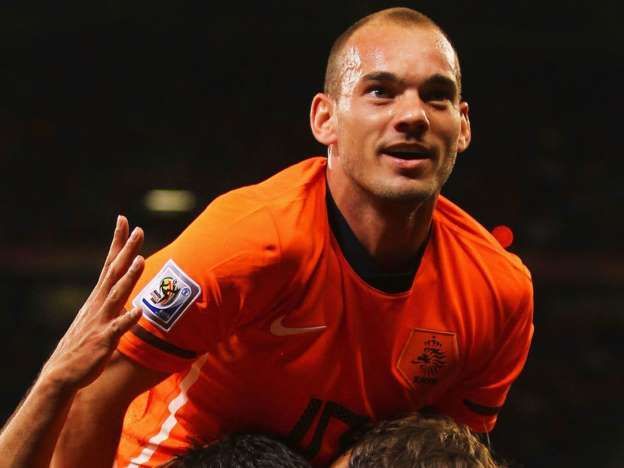 Wesley Sneijder s-a retras din naționala Olandei 1 wesleysneijder.jpg