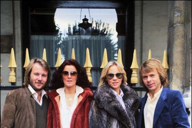 Legendarul grup ABBA se reunește după 35 de ani 1 abba_2.jpg