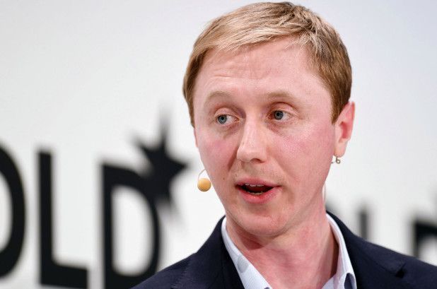 CEO-ul interimar al Cambridge Analytica demisionează 1 alexander-tayler.jpg