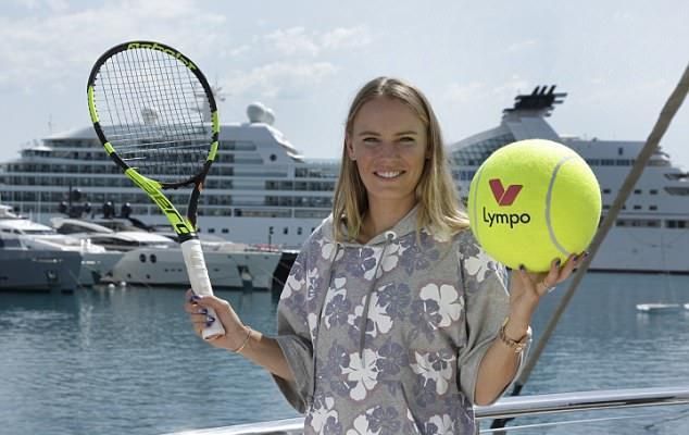 Caroline Wozniacki ar putea boicota turneul de la Miami 1 carolinewozniacki_6.jpg