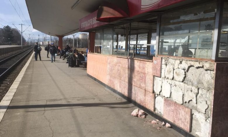 Jeg și nepăsare în GARA BRAȘOV!!! Ministrul Transporturilor, INVITAT la o... cafea!!! (FOTO) 1 gara_3.jpg