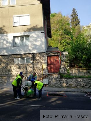 BRAŞOV. Circulaţie îngreunată pe drumul spre Poiană, din cauza unor lucrări executate de Compania APA 1 image1_250790.jpeg