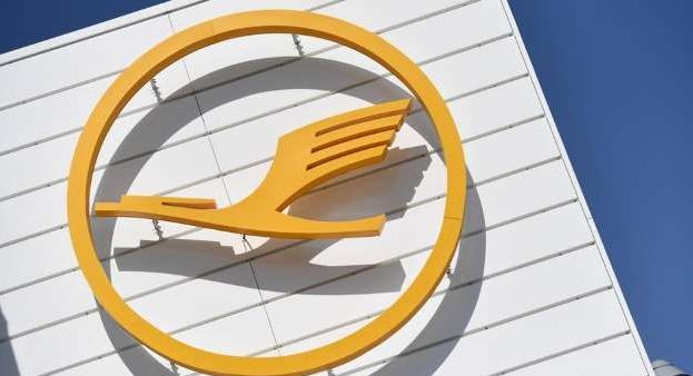 Lufthansa a anulat 800 de zboruri 1 lufhansa.jpg