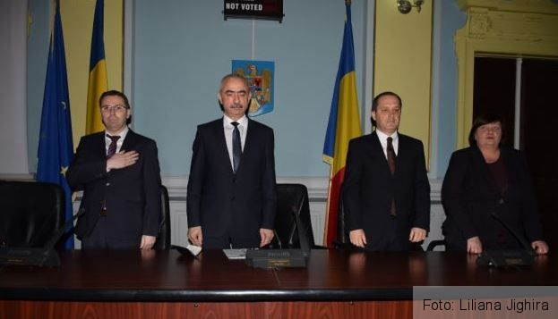 BRAŞOVUL a rămas din nou fără subprefect! 1 prefectsubprefecti.jpg
