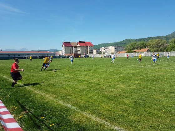 BRAȘOV. AS „SR”, ca și campioană a Ligii 4 brașovene. Program lejer și avans important față de urmăritoare. Precizia Săcele a pierdut și locul secund 1 sr1_250922.jpg
