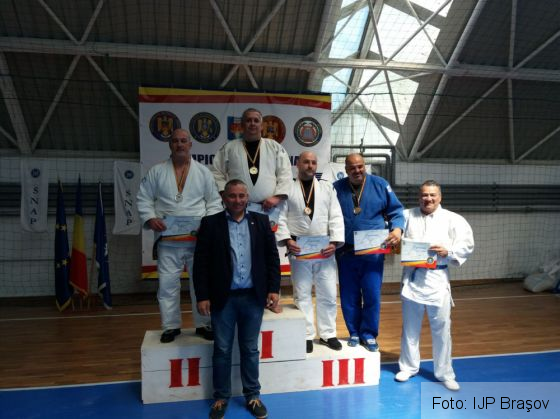 Poliţist braşovean, din nou pe podium (foto) 1 IMG-20180430-WA0002_251034.jpg
