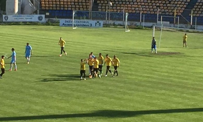 BRAȘOV. LIGA 4. LIVESCORE. AS „SR”, victorie scurtă cu Cetatea Homorod 1 assr1_2.jpg