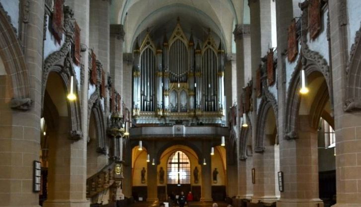 Biletele pentru concertul de Anul Nou de la Biserica Neagră, puse în vânzare 3 biserica-neagra-orga.jpg