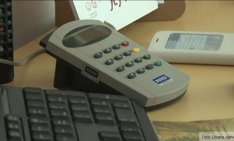 Cardul de sănătate e blocat şi medicii de familie au devenit „huhurezi” 1 cititorcard_2.jpg
