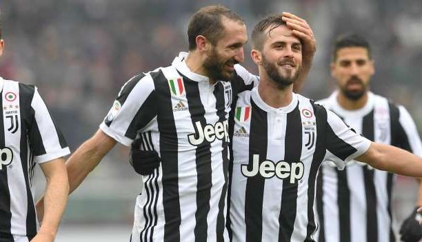 Juventus a câștigat al șaptelea titlu consecutiv în Italia 1 juventus_3.jpg