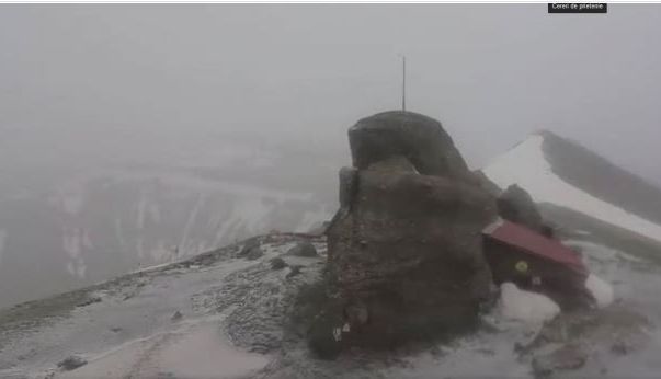 ninsoarebucegi.jpg
