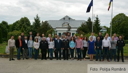 Polițiștii români, schimb de experiență cu colegii spanioli în domeniul combaterii infracțiunilor economice 1 politistiromanisispanioli.jpg