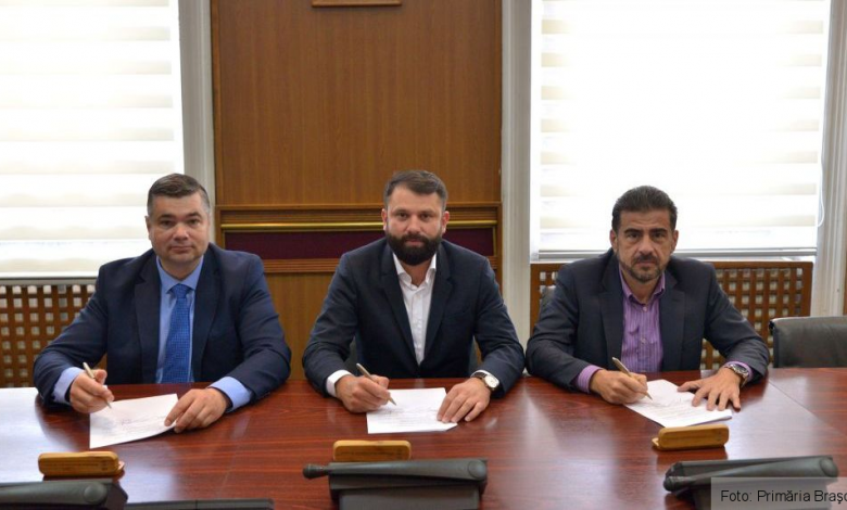 BRAŞOV. „Republica Moldova prezintă” în Piaţa Sfatului 1 primariabv-andreipaulfoto1.jpg