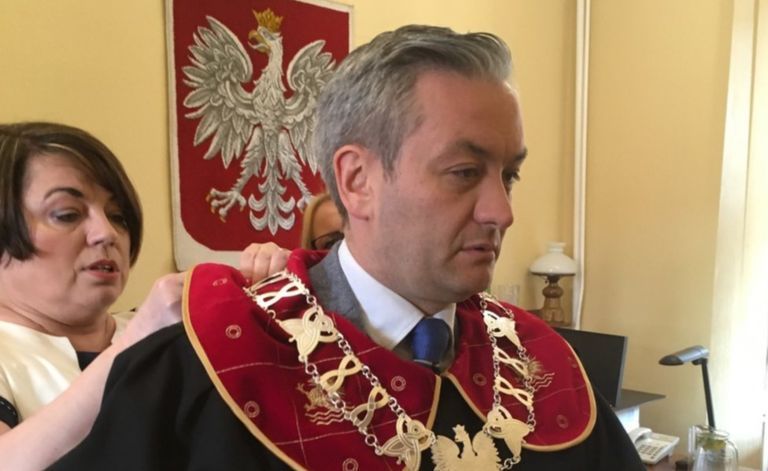 Un primar homosexual e gata să candideze la președinție 1 robert_5.jpg
