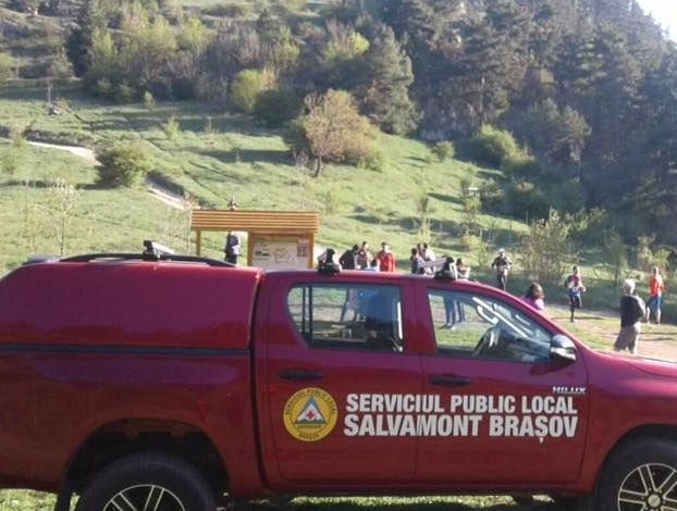 BRAȘOV. 112. Turist rănit la cap și umăr, în Masivul Postăvarul! 1 salvamont_10.jpg