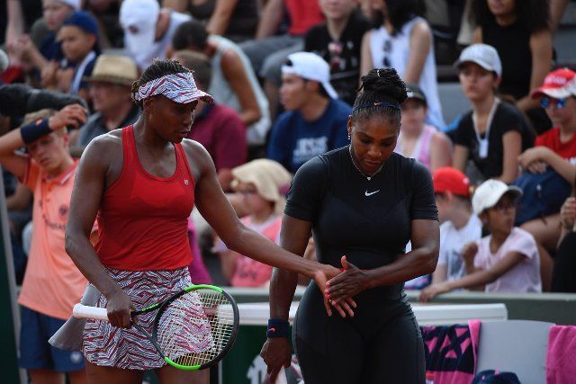 Roland Garros. Venus şi Serena Williams s-au calificat în turul doi al probei de dublu 1 williams_5.jpg