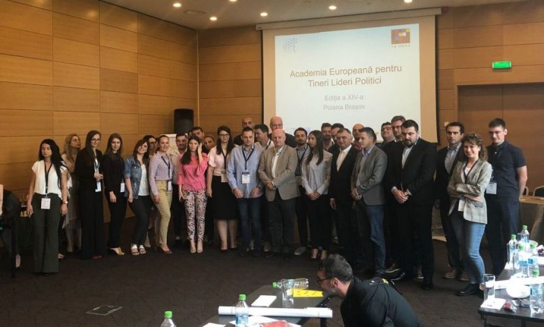 POIANA BRAŞOV. Doi ambasadori la conferinţa Academia Europeană pentru Tineri Lideri Politici 1 academie_3.jpg