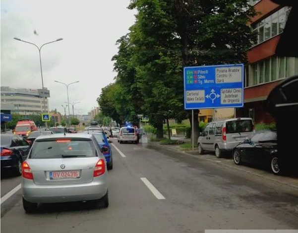 Update. BRAŞOV. Femeie de 76 de ani, lovită pe trecerea de pietoni de pe Calea Bucureşti 1 accidentjudetean.jpg