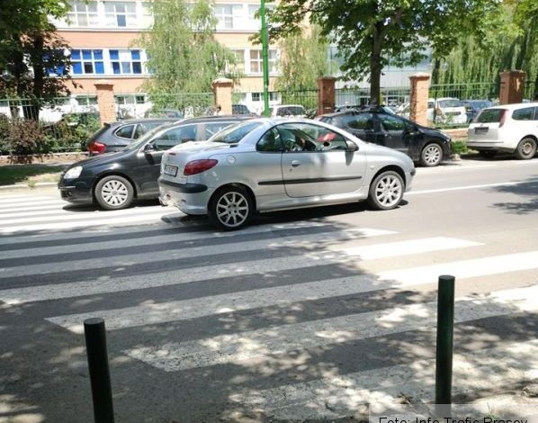 BRAŞOV. Bărbat lovit de maşină pe o trecere de pietoni de pe strada Turnului 1 accidentturnului.jpg