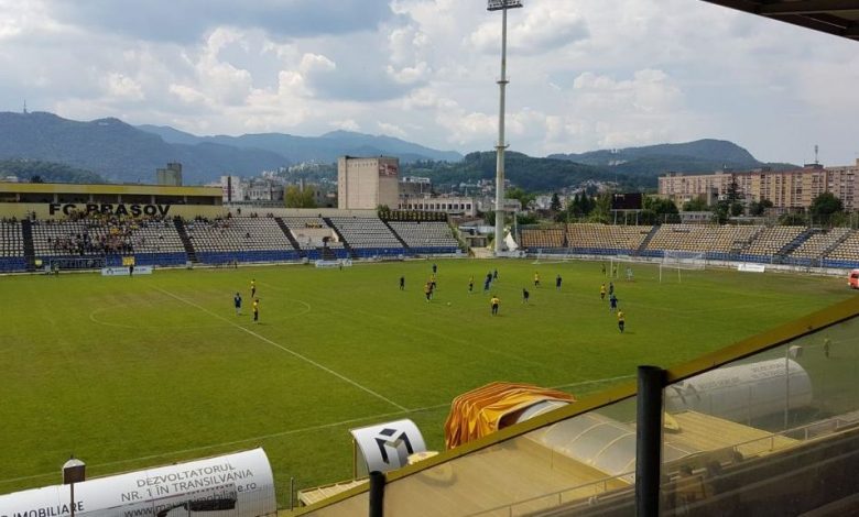 BRAȘOV. Liga 4. LIVETEXT. AS „SR” Brașov - Prietenii Rupea 11-1. Răzvan Damian, gol de la mijlocul terenului 1 assr_2.jpeg