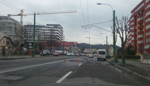BRAŞOV. Şase intersecţii, în vizorul autorităţilor locale pentru reamenajare 1 carpatilor_2.jpg