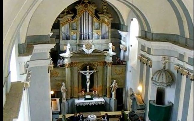 BRAȘOV. Concert de fado în biserică fortificată 1 crit.jpg