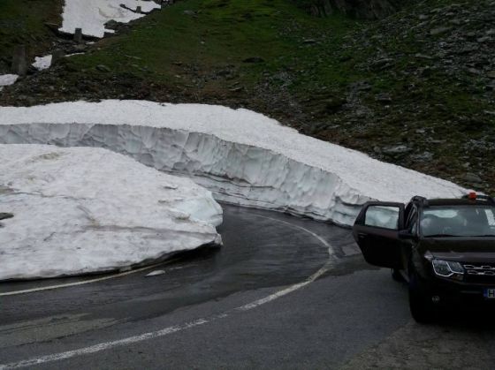 transfagarasan_zapada_iunie4_252536.jpg