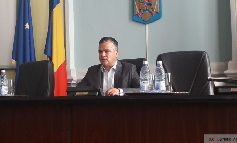 BRAŞOV. Preşedintele CJ Adrian Veştea, supărat pe proiectul de buget al României 1 vestea_18.jpg