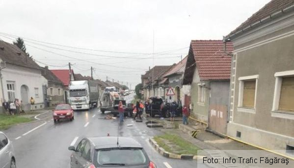 BRAŞOV. Accident cu o victimă pe DN 1 (FOTO) 1 accidentbeclean.jpg