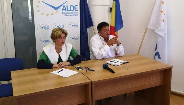 ALDE BRAŞOV adună tot mai mulţi membri 1 aldebrasov.jpg