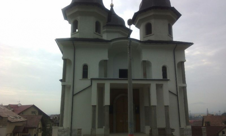 biserica-stil-vechi1.jpg