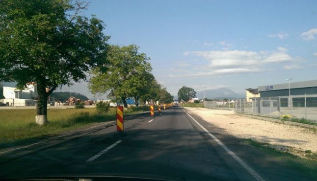 BRAȘOV. „Autostrada” Râșnov-Cristian va costa 204 milioane de lei 1 drum73.jpg