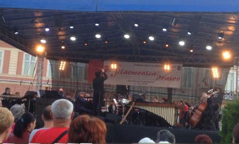 BRAȘOV. Și Filarmonica vă invită în Piața Sfatului 1 filarmonica_30.jpg
