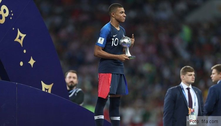 CUPA MONDIALĂ 2018. Modric, Mbappe, Courtois și Kane au luat premiile individuale 1 mbappe_5.jpg