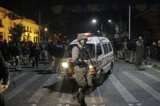 Atentat în Pakistan. Cel puțin 85 de morți și peste 100 de răniți 1 pakistan_6.jpg