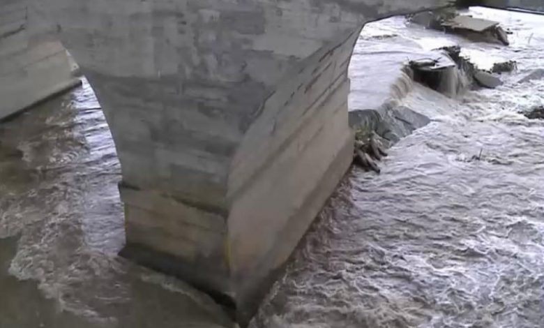 Un pod feroviar ce face legătura între Brașov și București e în pericol de prăbușire 1 pod-feroviar-bobolia.jpg