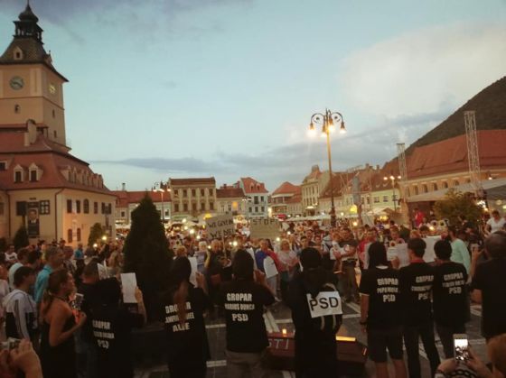 protestfuneb3_253887.jpg