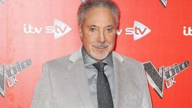 tomjones_2.jpg