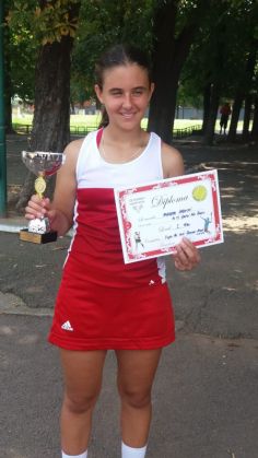 BRAŞOV. Andreea Iordachi şi-a făcut cadou de ziua ei o victorie 1 Iordachi1_255286.jpg