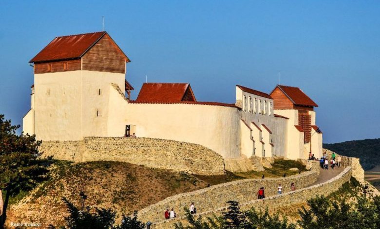 BRAŞOV. Cetatea Feldioara şi-a redeschis porţile pentru vizitatori 1 cetateafeldioara20181.jpg
