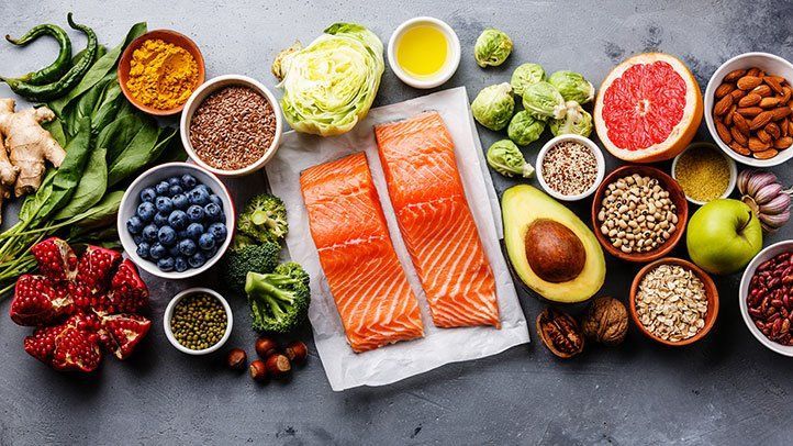 Dieta mediteraneană poate prelungi viaţa chiar şi atunci când este adoptată la o vârstă înaintată 1 dieta.jpg