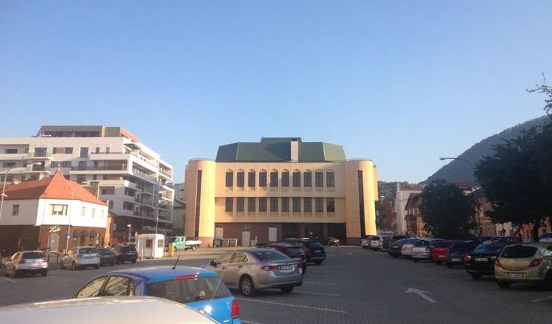 BRAŞOV. Parcarea din spatele Aulei nu dispare definitiv 1 img-2019_4.jpg