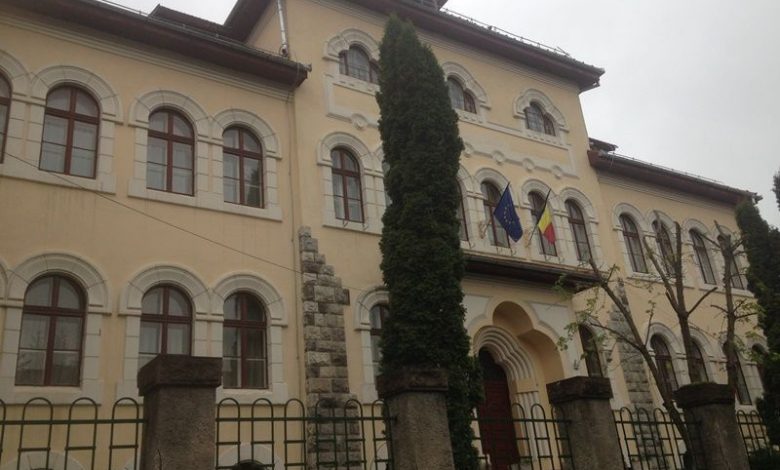 liceul-andrei-muresianu1.jpg