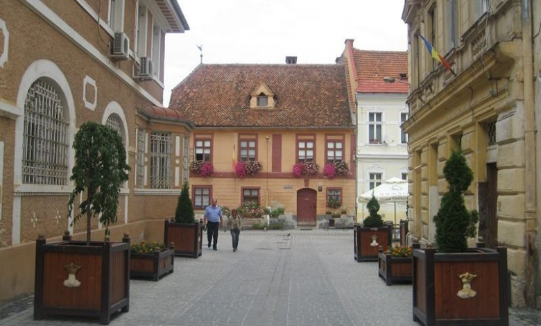 BRAȘOV. Se întrerupe iar curentul în centru 1 piata-enescu.jpg
