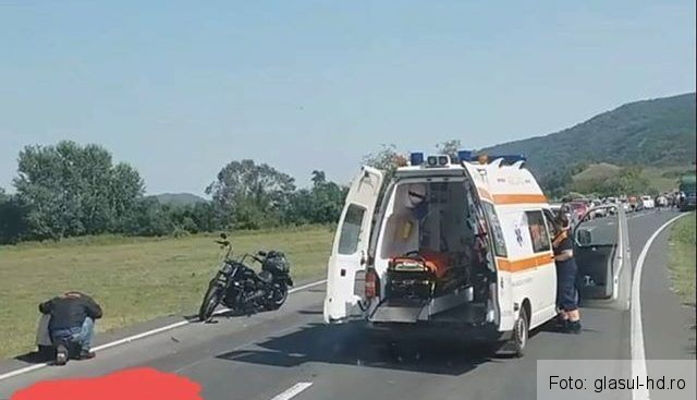 Motociclist mort după ce a intrat în coliziune cu maşina unui braşovean 1 accidenthunedoara_5.jpg